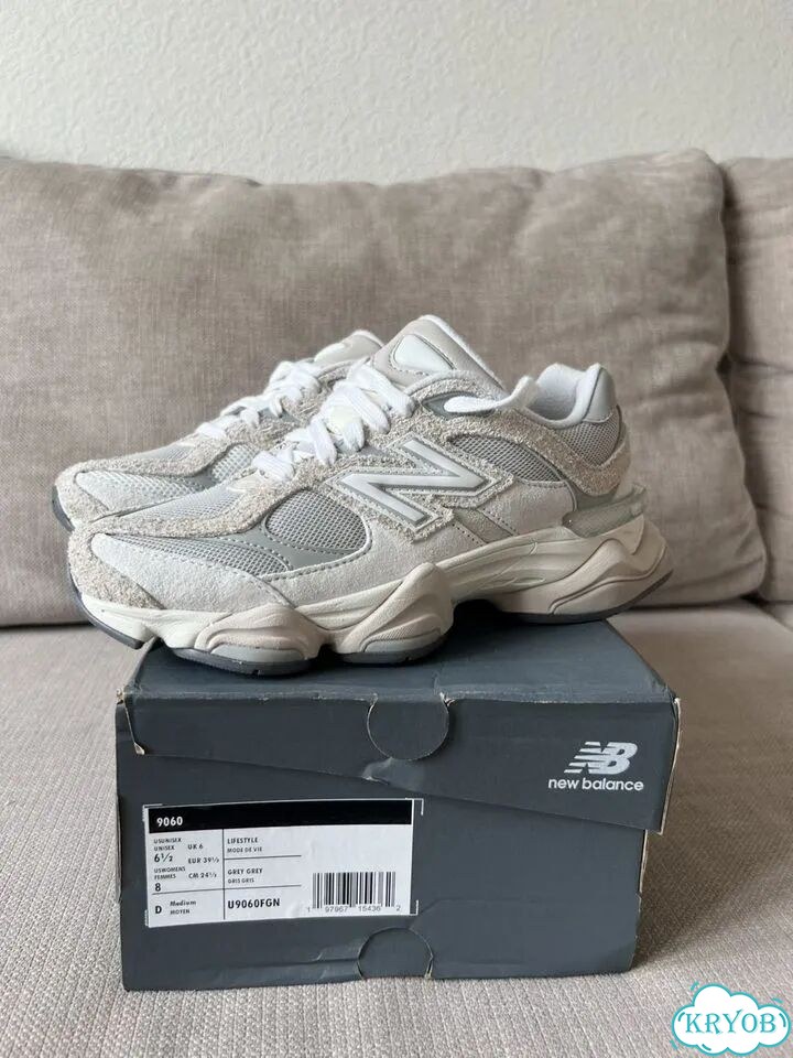 Кроссовки женские New Balance 9060 Grey фото 2