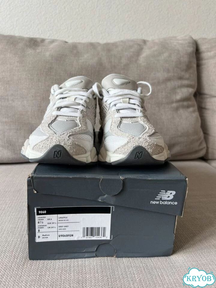 Кроссовки женские New Balance 9060 Grey фото 5