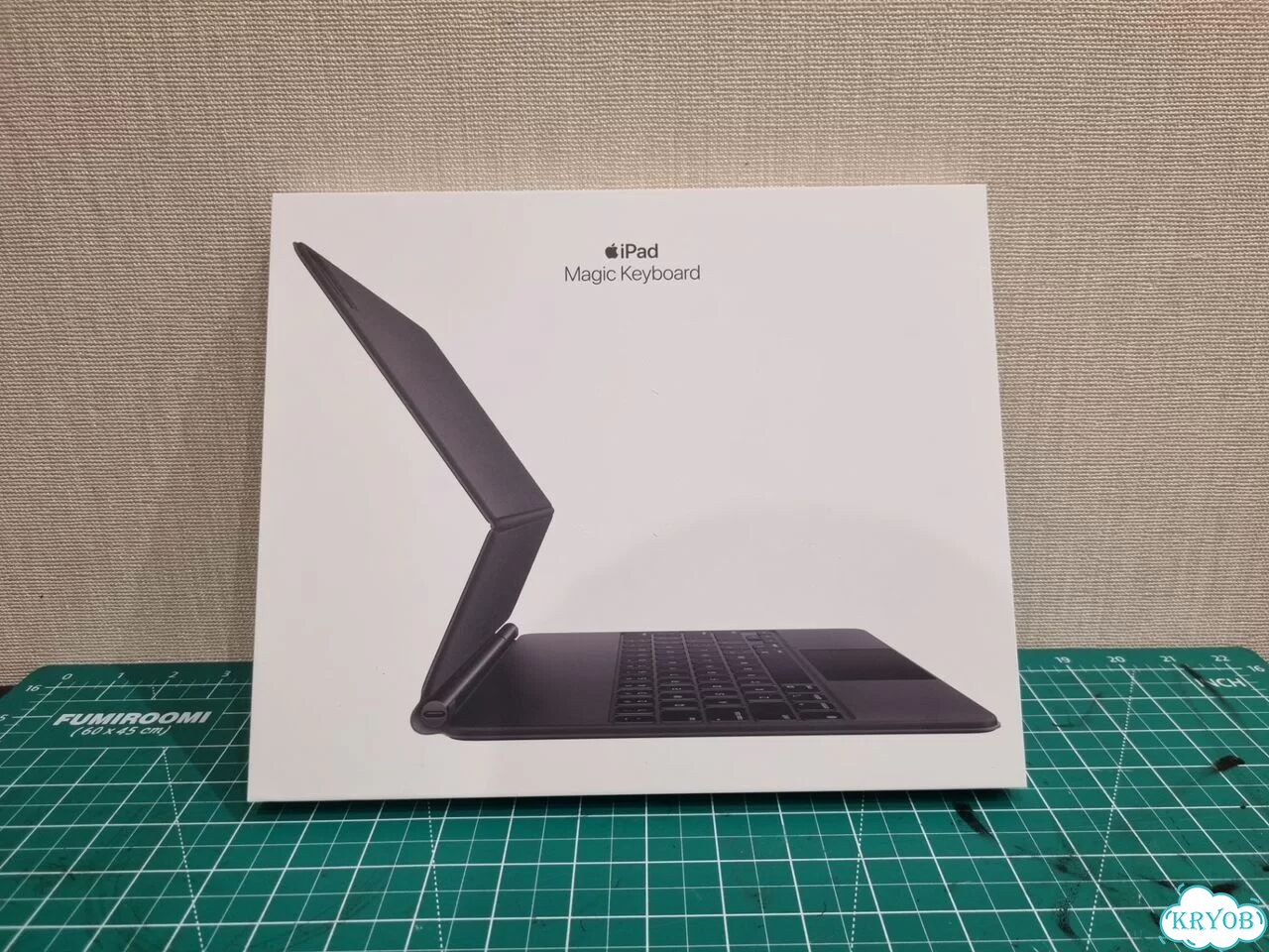 Apple magic keyboard 12.9 фото 4