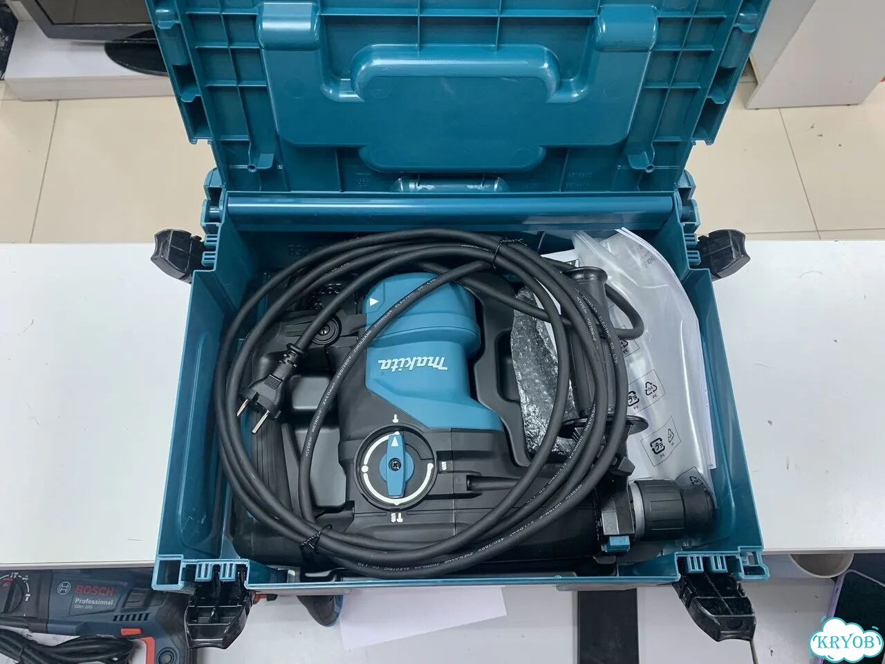 Makita HR3001CJ фото 1