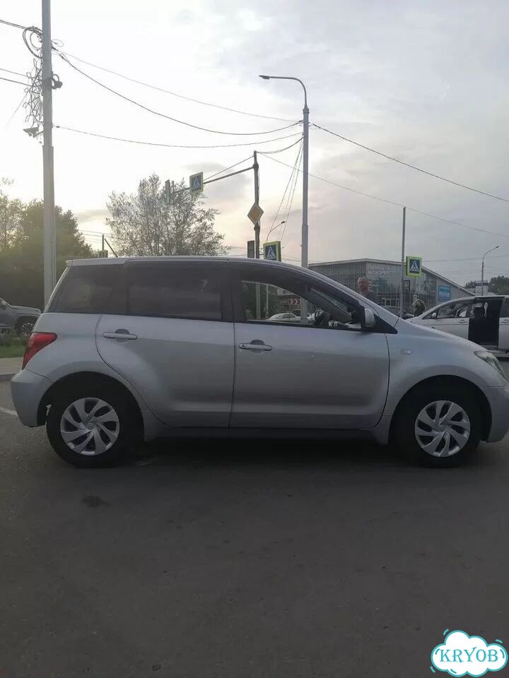 Toyota Ist 1.5 AT, 2002, 295 000 км фото 3