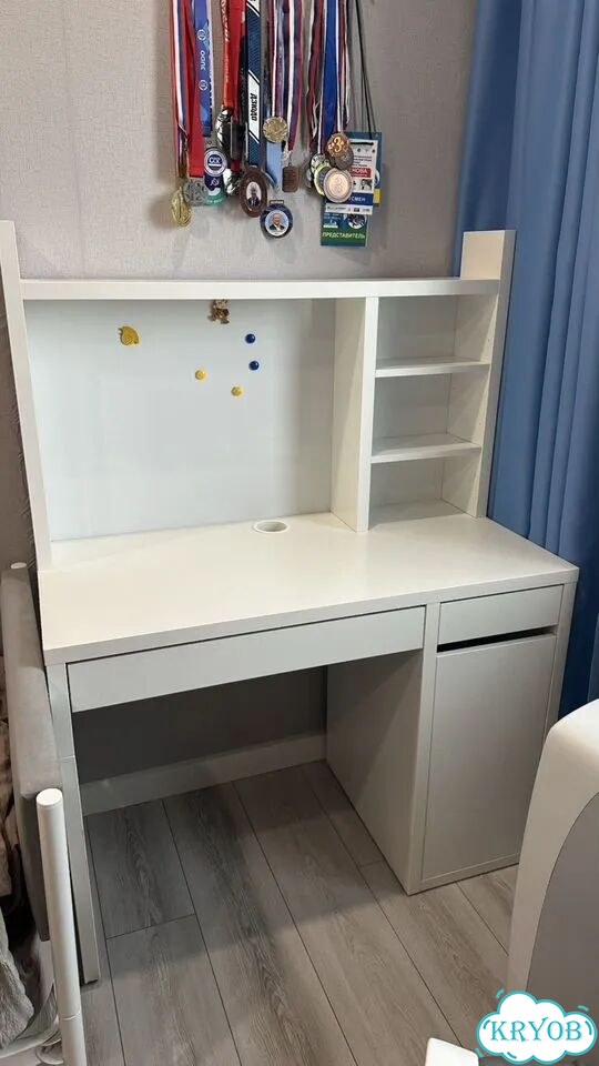 Письменный стол IKEA micke фото 1