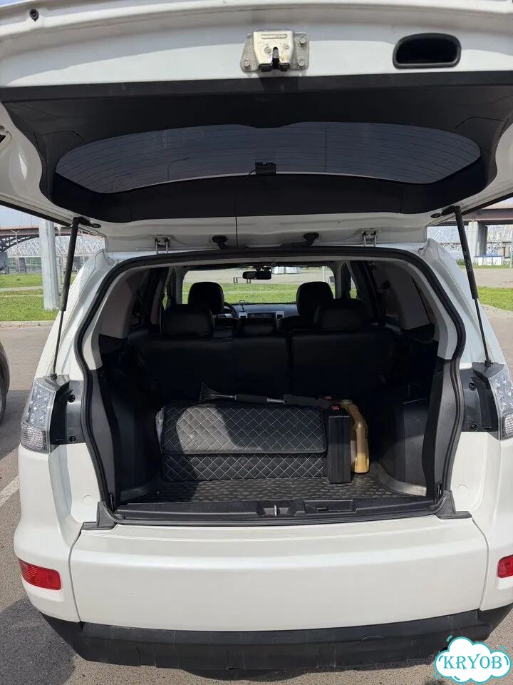 Mitsubishi Outlander 2.0 CVT, 2010, битый, 225 710 км фото 6