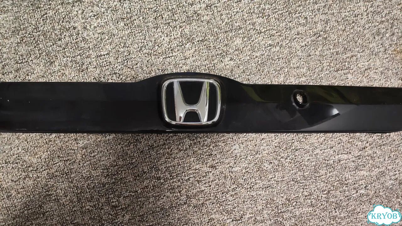 Накладка двери багажника Honda fit фото 2