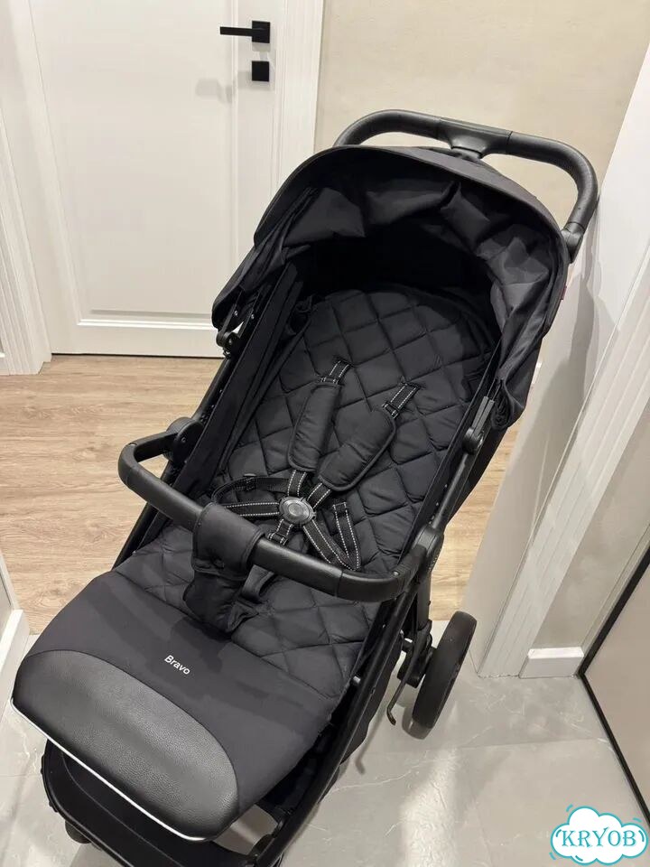 Прогулочная коляска carrello bravo фото 2