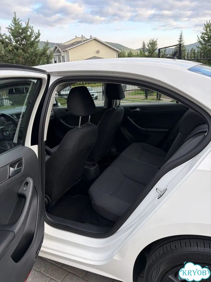 Volkswagen Jetta 1.6 MT, 2014, 195 000 км фото 12