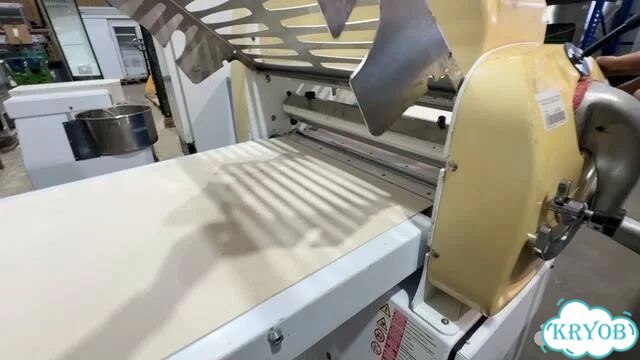 Тестораскаточная машина Rollmatic SH600 фото 2