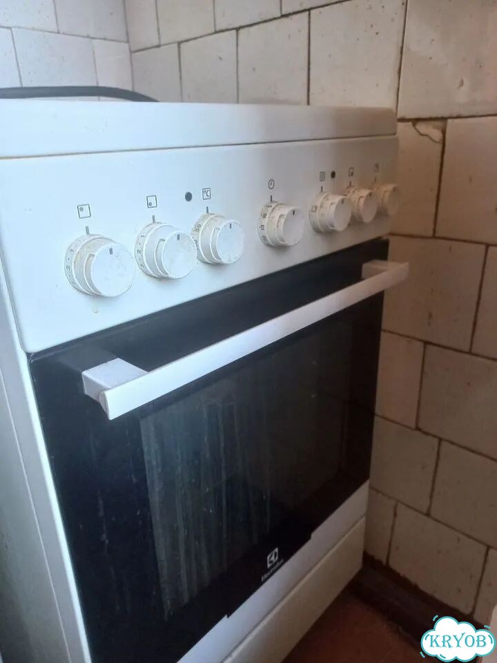 Электрическая плита Electrolux фото 1