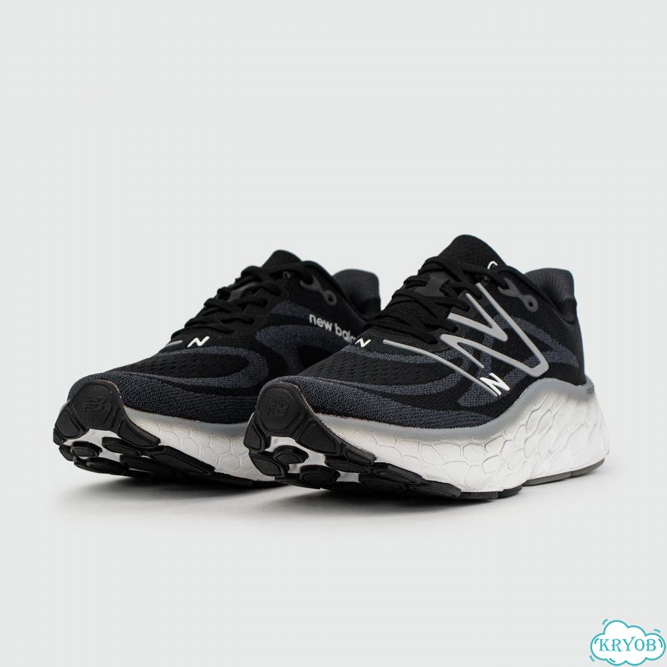 Кроссовки New Balance Fresh Foam x More V4 Black White фото 2