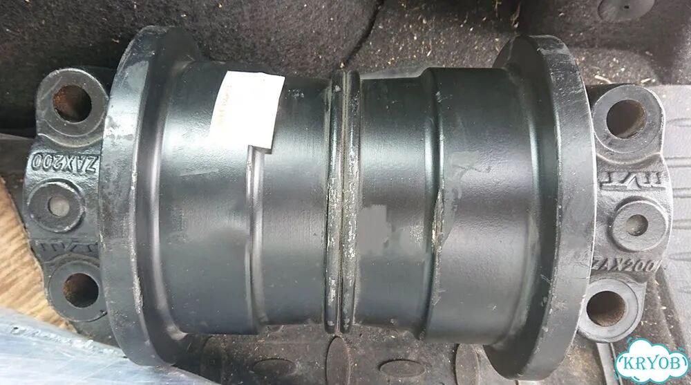 Каток опорный hitachi ZX200-3 фото 1