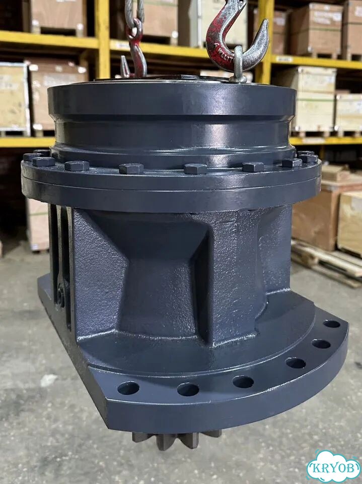 Редуктор поворота komatsu PC200-8 фото 2