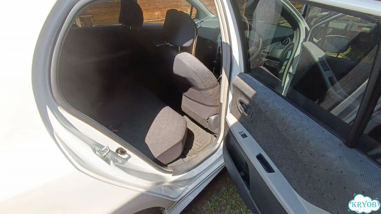 Toyota Vitz 1.0 CVT, 2010, 205 000 км фото 6