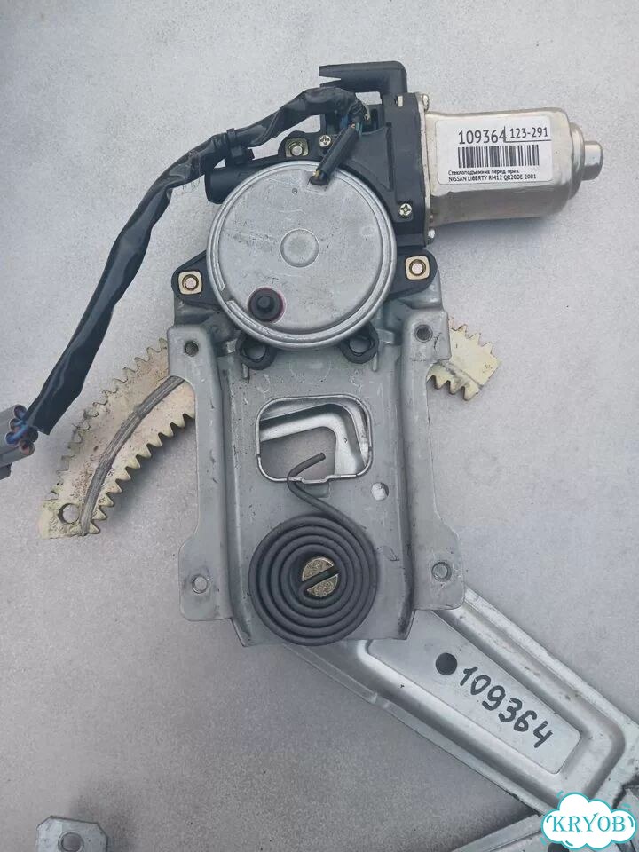 Стеклоподъемник nissan liberty фото 2