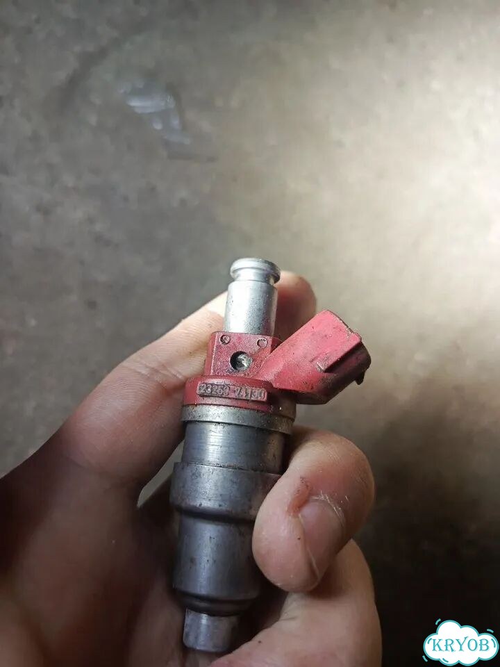 Форсунка топливная 4sfe Toyota 23250-74130 фото 2