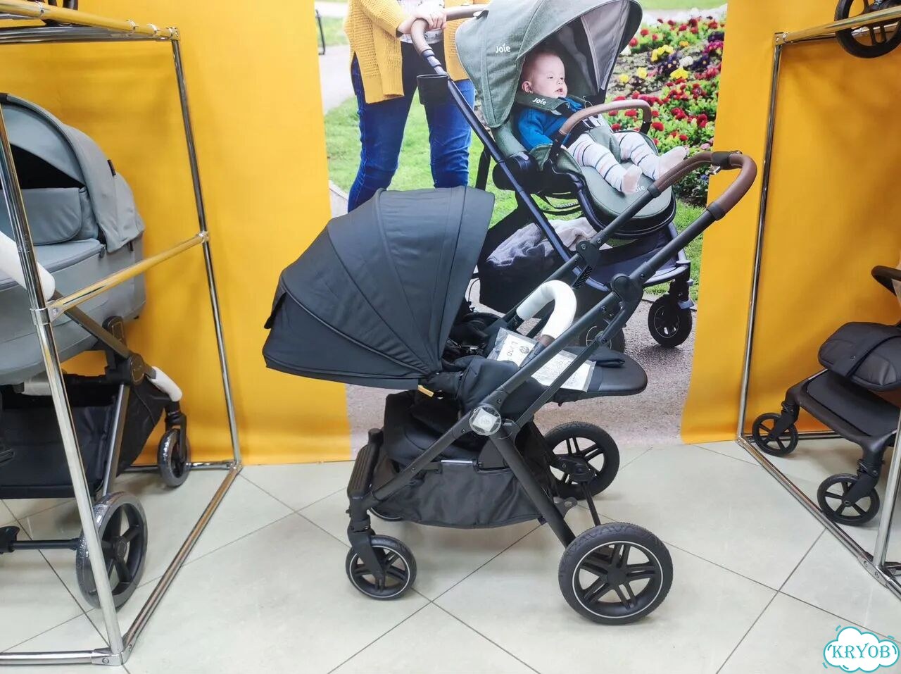 Прогулочная коляска Happy Baby Luna360 фото 1