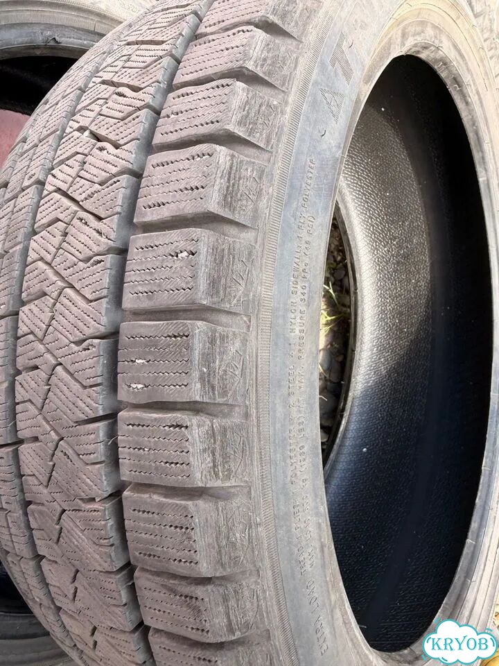 Triangle Snowlink TWT02 225/40 R18 92V фото 2