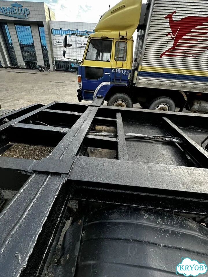 Полуприцеп контейнеровоз СЗАП 9905, 2002 фото 4