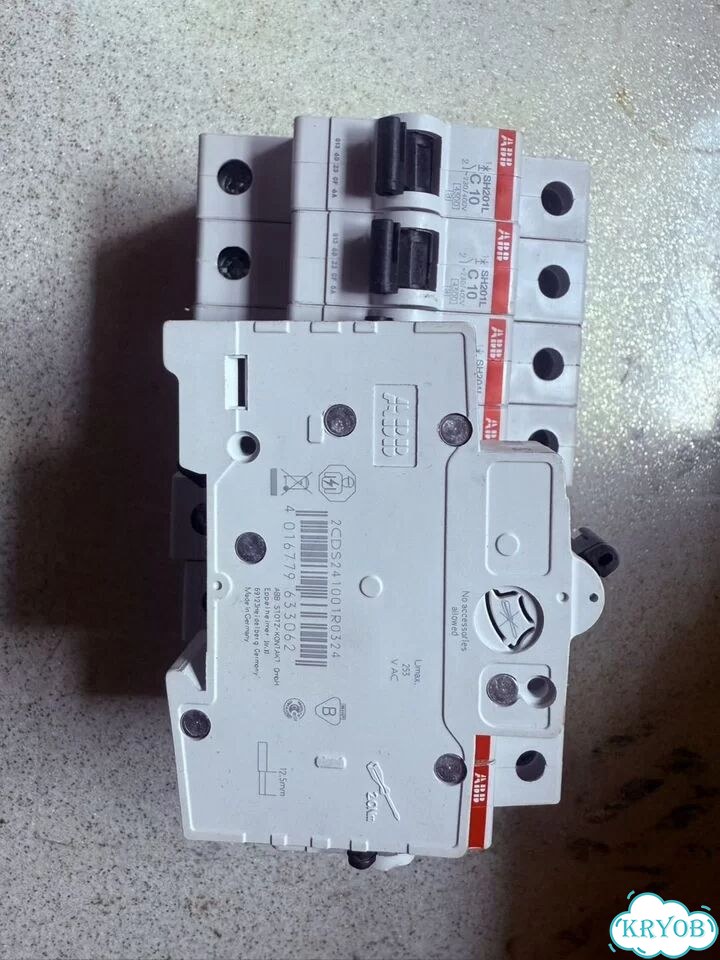 Автоматы ABB фото 2