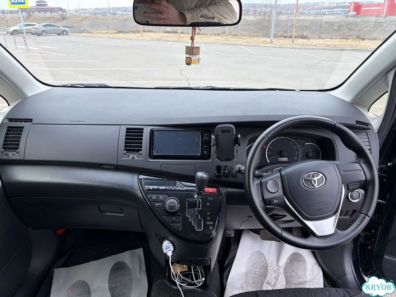 Toyota Isis 1.8 CVT, 2016, 96 000 км фото 14