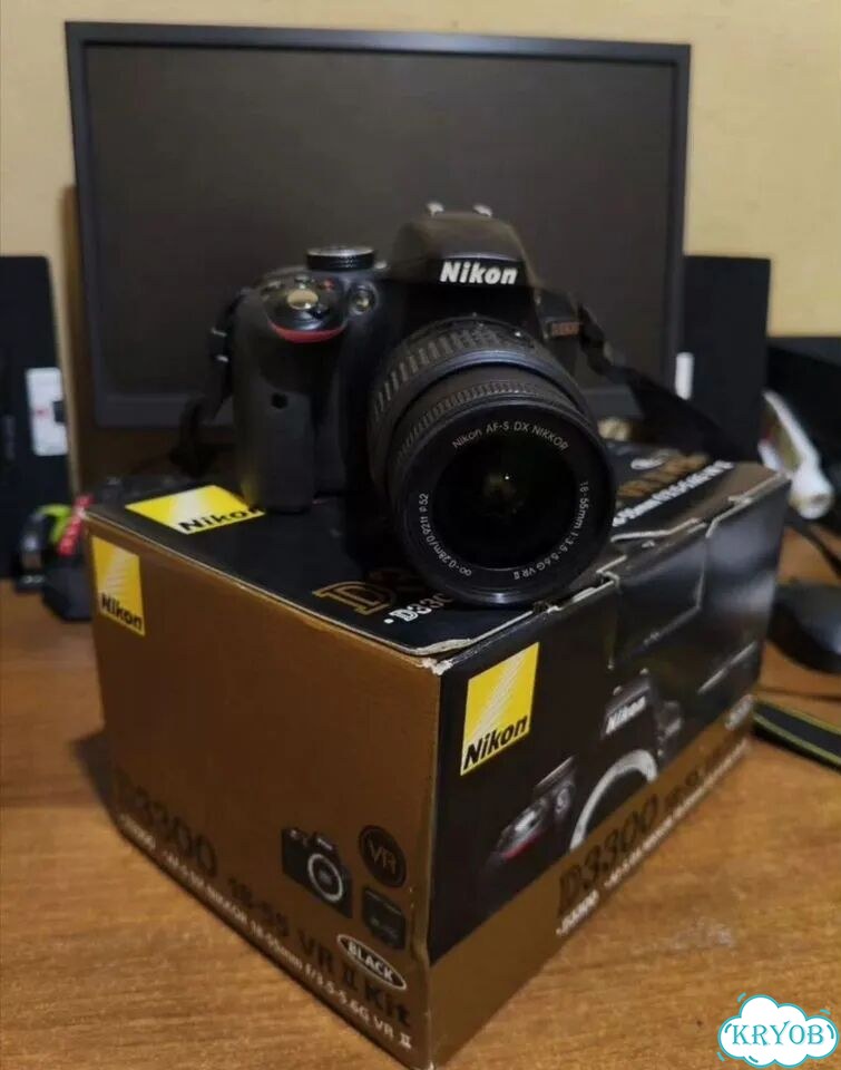 Nikon D3300 Kit AF-S DX 18-55mm f/3.5-5.6G VR II фото 1