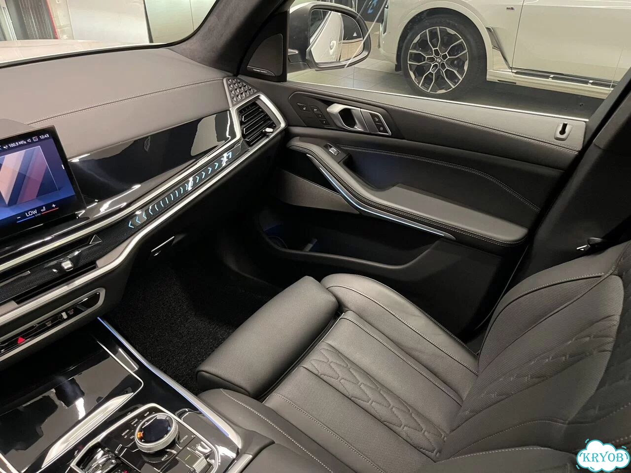 BMW X7 3.0 AT, 2023, 3 682 км фото 31