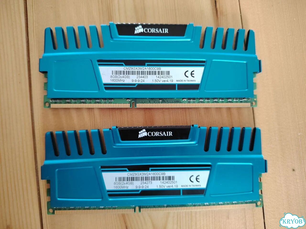 Оперативная память ddr3 8gb(2x4gb) Corsair фото 2