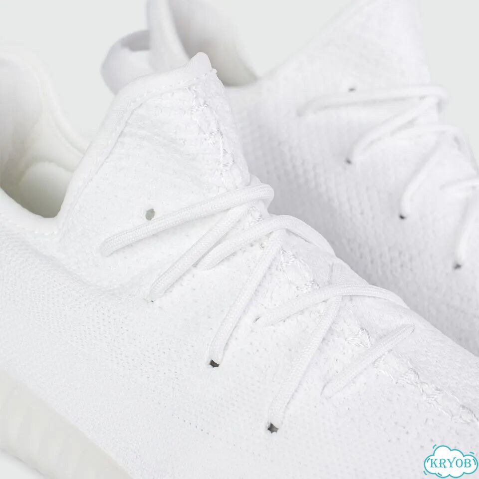 Кроссовки Adidas Yeezy 350 boost v2 Triple White фото 5