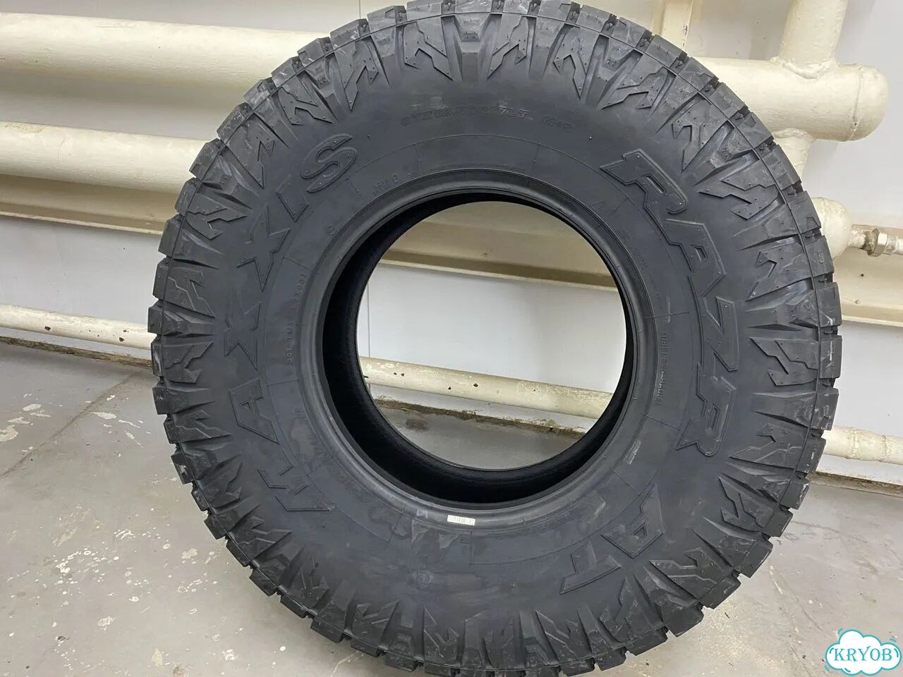 Maxxis AT-811 Razr AT 255/65 R18 120S фото 3