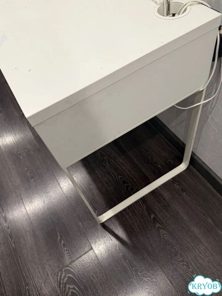 Письменный стол IKEA белый фото 3