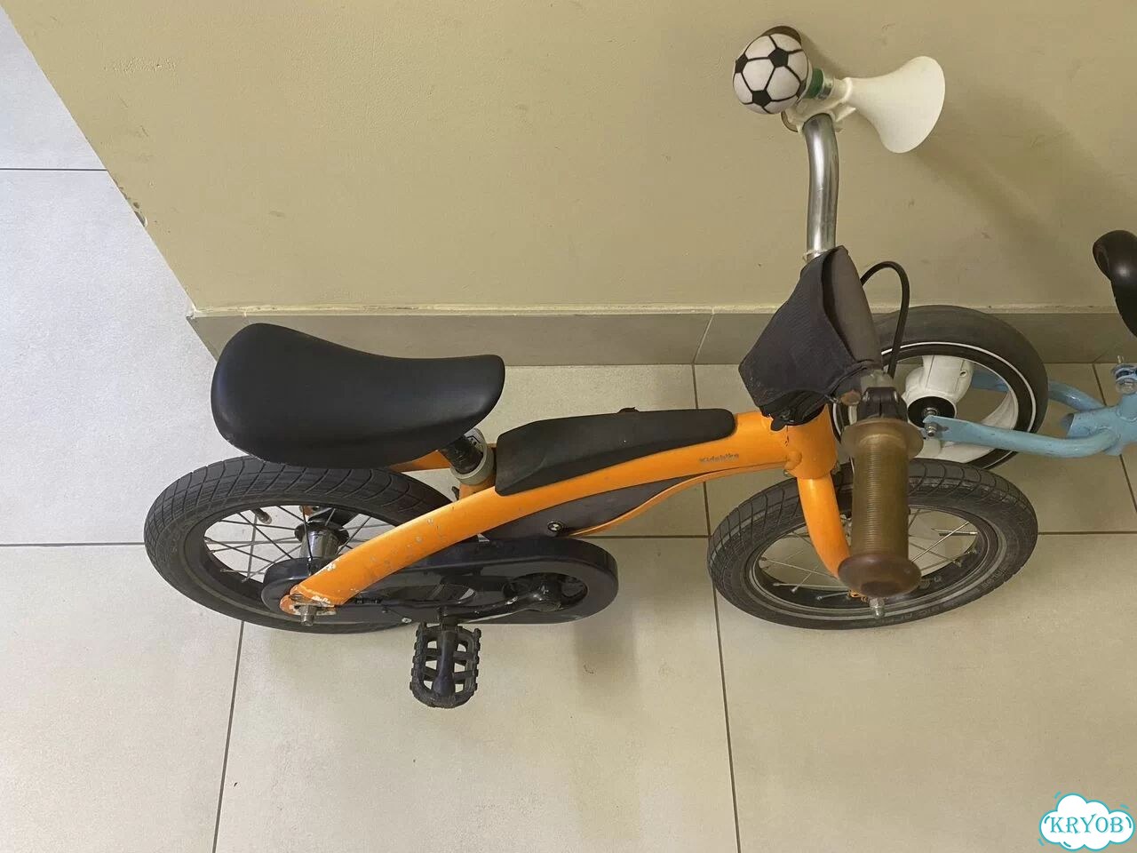 Детский велосипед BMW Kidsbike фото 2