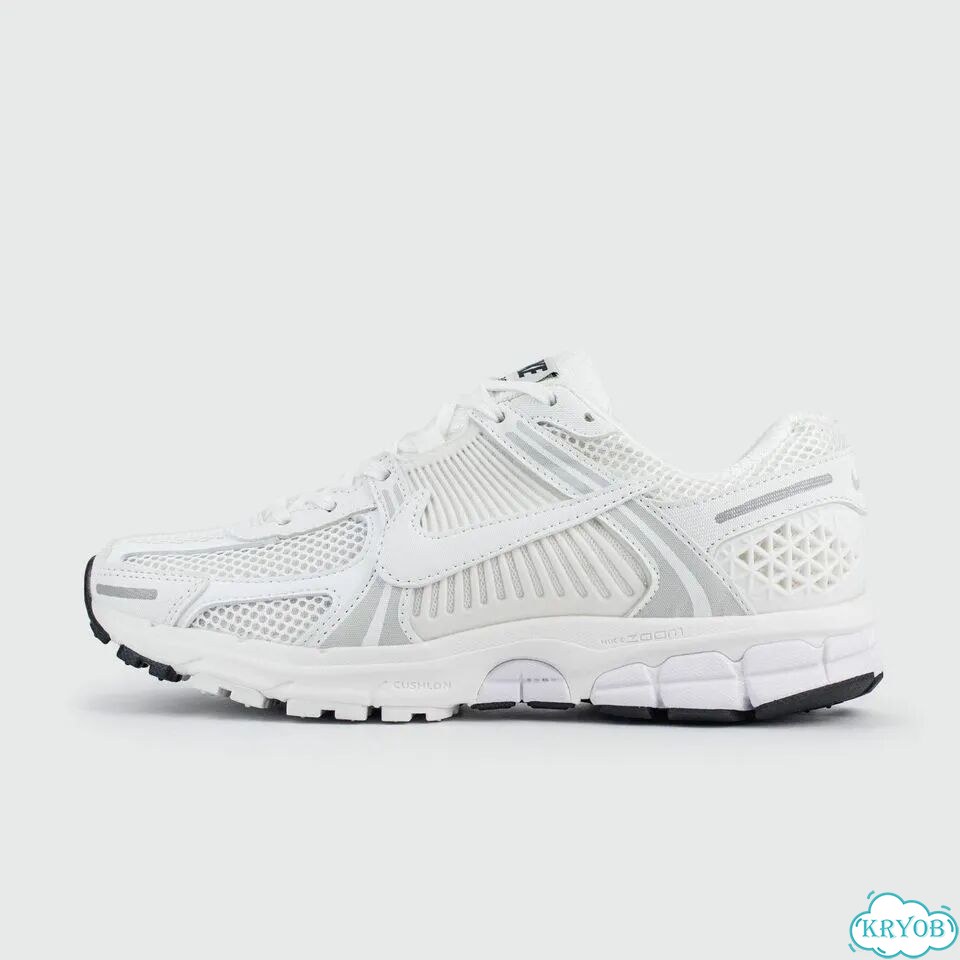 Кроссовки Nike Zoom Vomero 5 All White фото 1