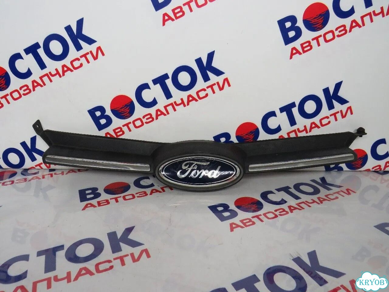 Решетка радиатора ford focus CB8 фото 1