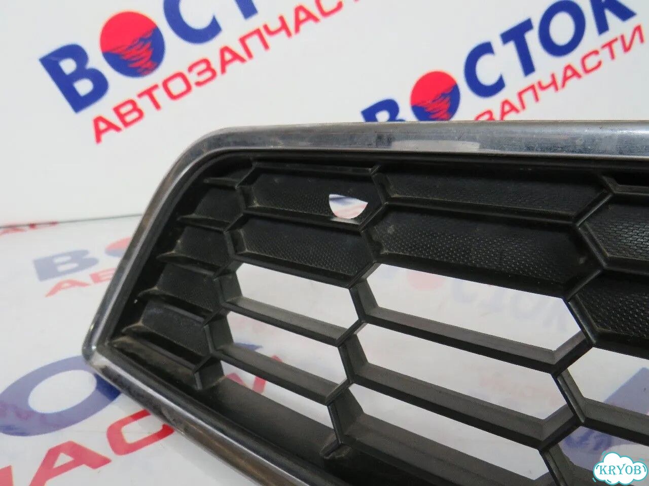 Решетка радиатора chevrolet aveo T300 фото 2