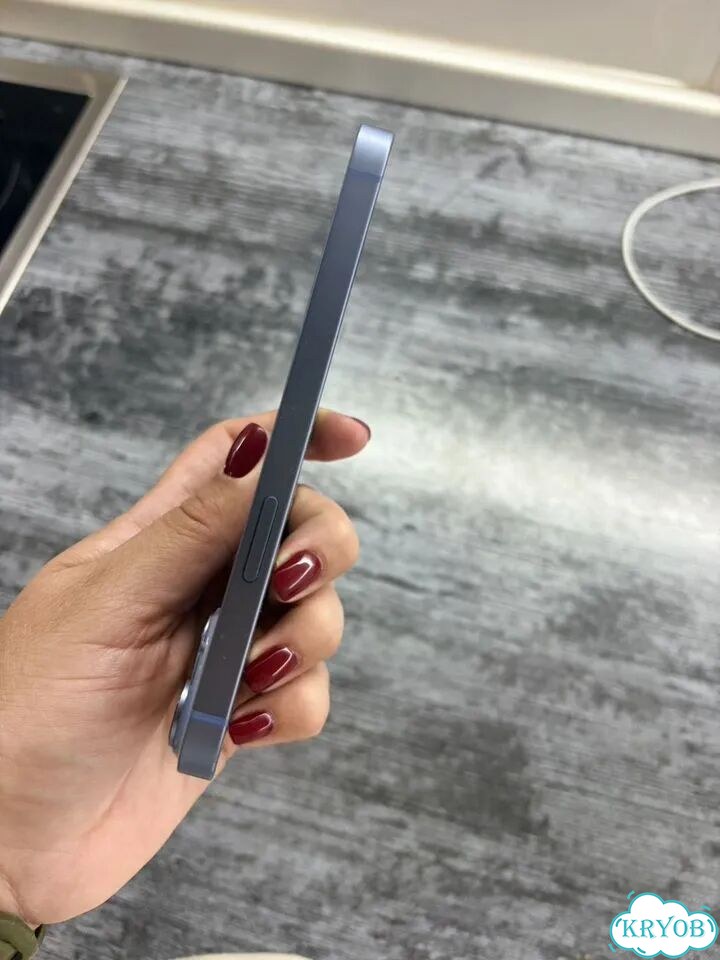 iPhone 14, 128 ГБ, SIM + eSIM фото 4
