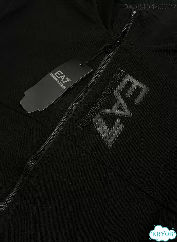 Спортивные костюмы Emporio Armani фото 2