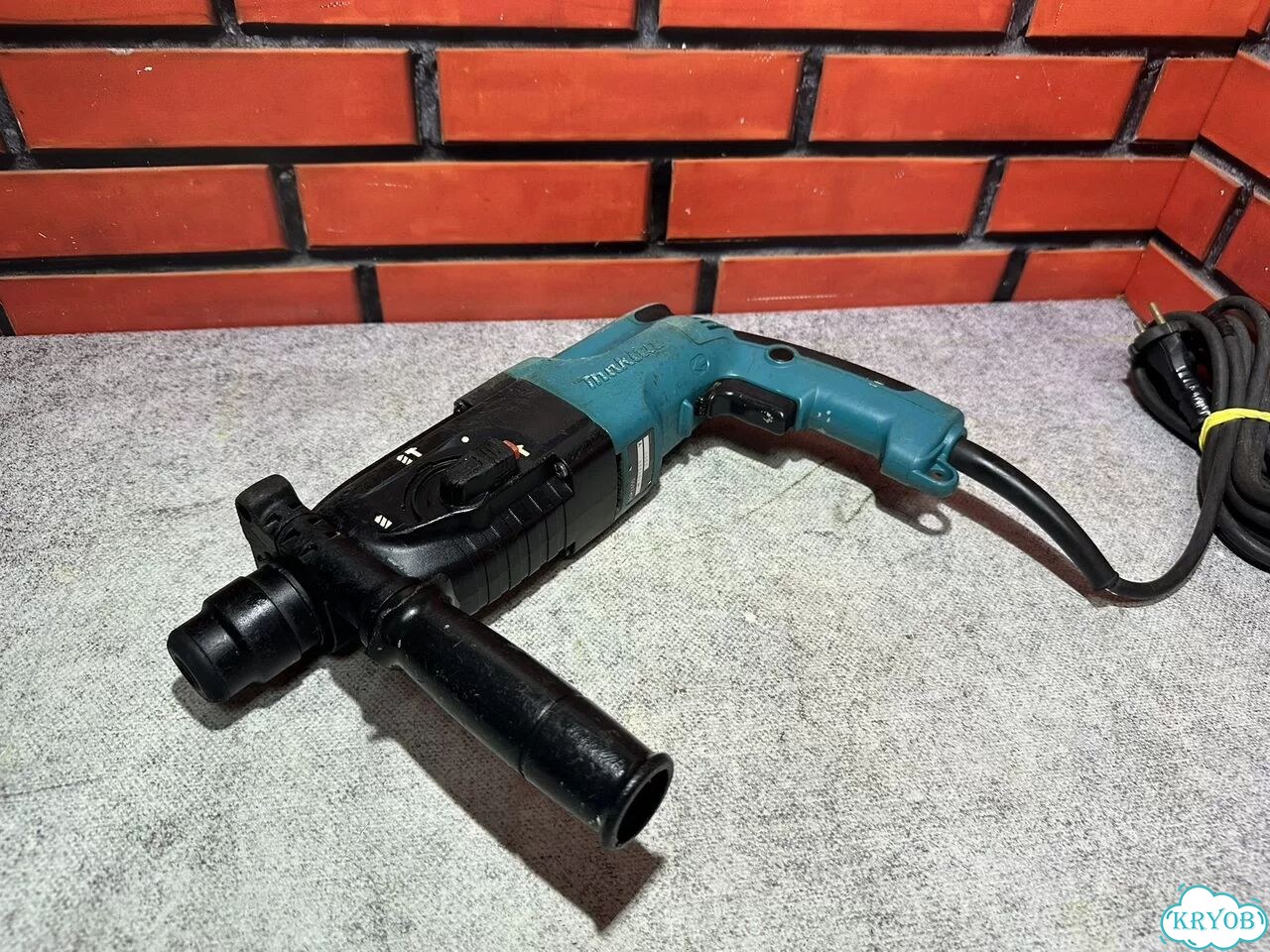 Перфоратор Makita HR 2450 фото 3