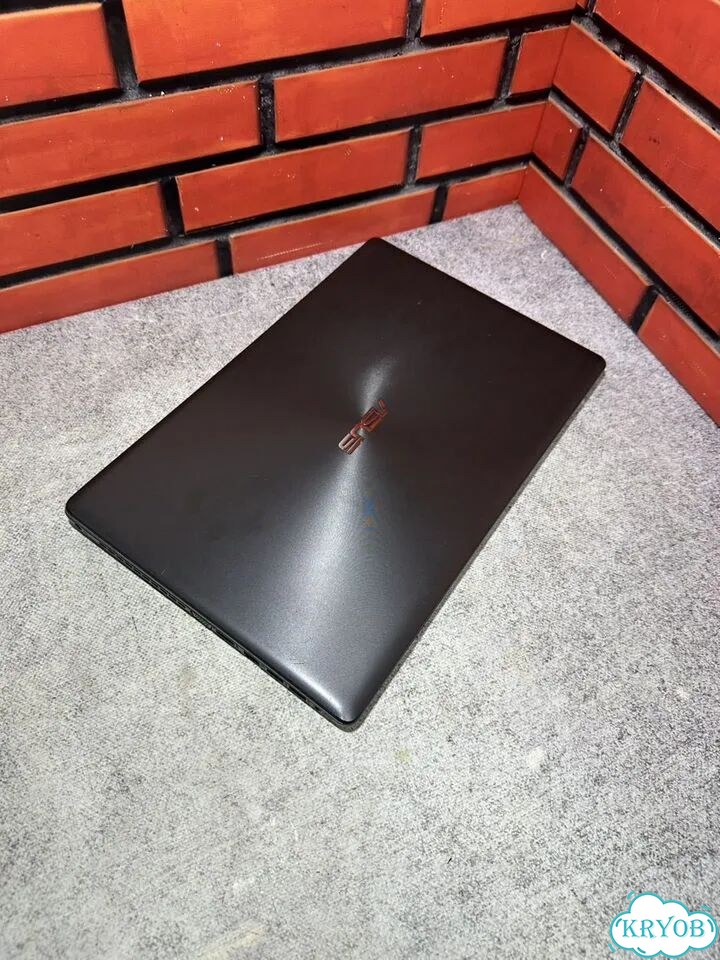 Ноутбук Asus X550V фото 4