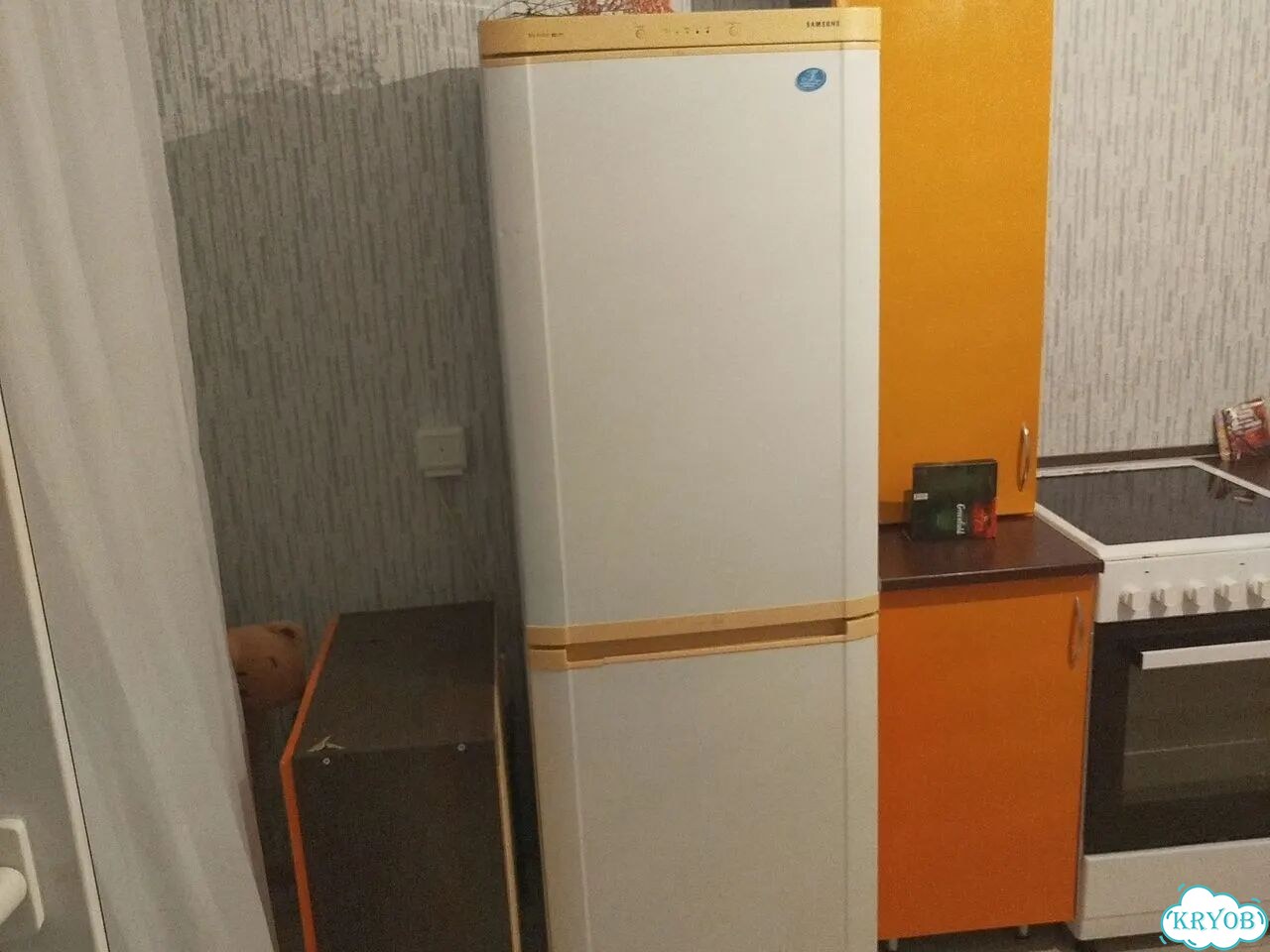 Холодильник бу фото 1