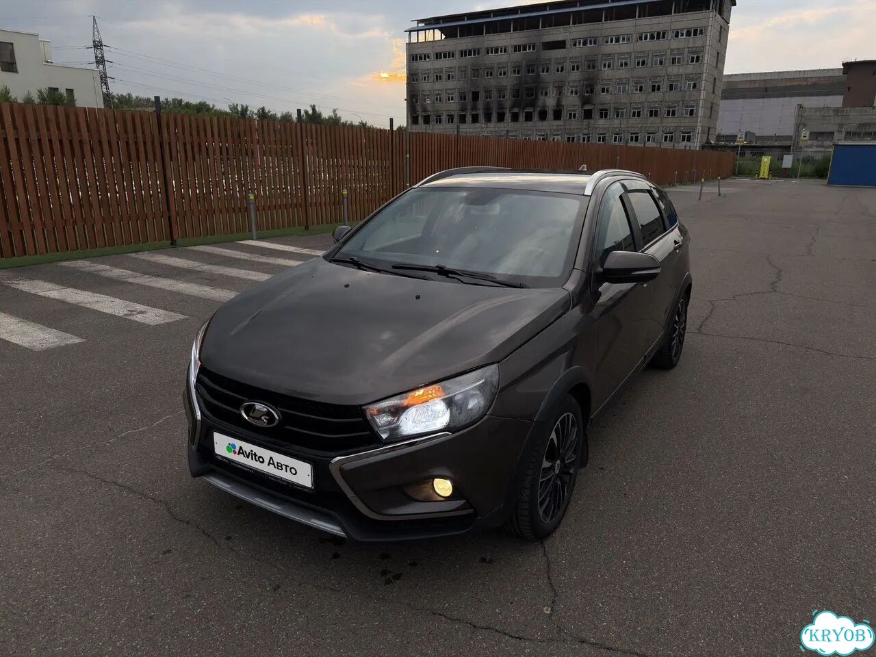 ВАЗ (LADA) Vesta Cross 1.6 CVT, 2020, 140 000 км фото 3