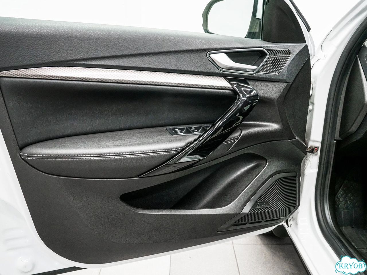ВАЗ (LADA) Vesta 1.8 CVT, 2024, 15 598 км фото 7