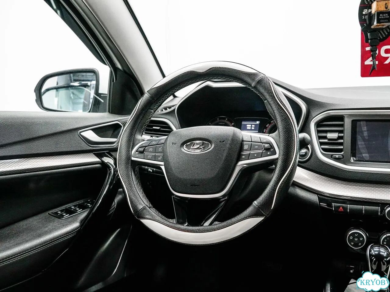 ВАЗ (LADA) Vesta 1.8 CVT, 2024, 15 598 км фото 9
