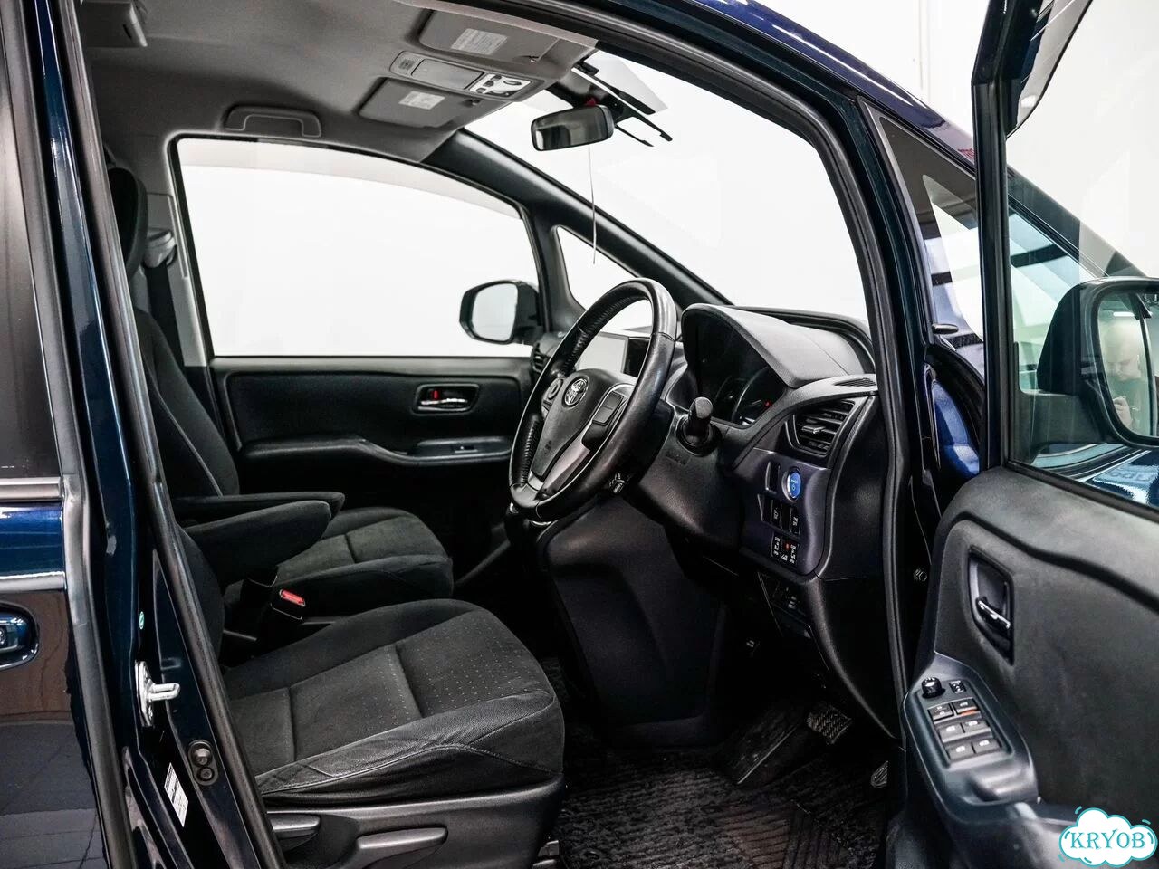 Toyota Voxy 1.8 CVT, 2014, 148 352 км фото 13