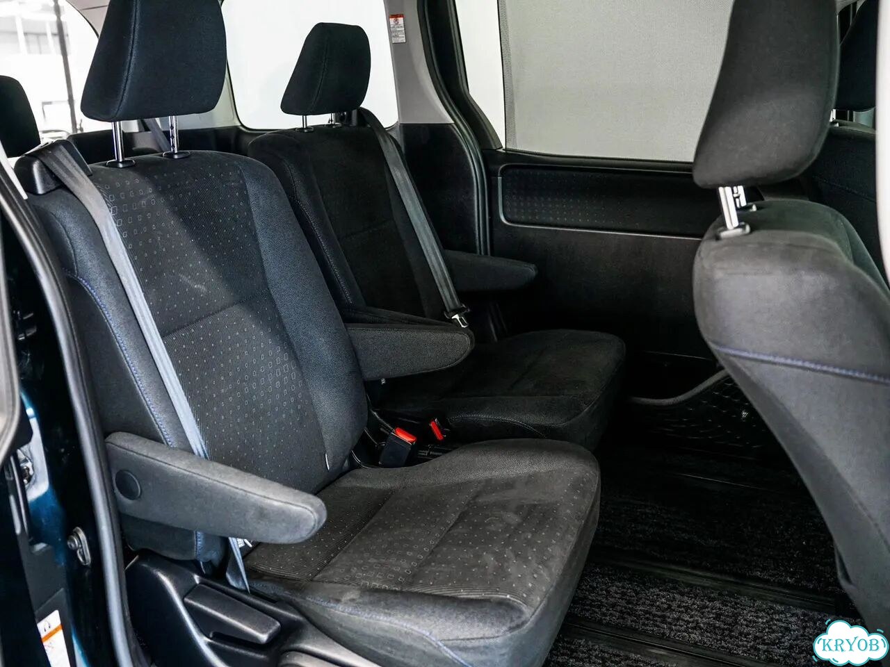 Toyota Voxy 1.8 CVT, 2014, 148 352 км фото 22