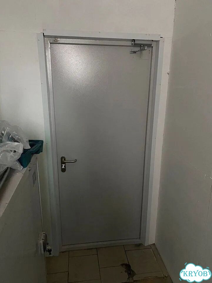 Подъездная дверь фото 1