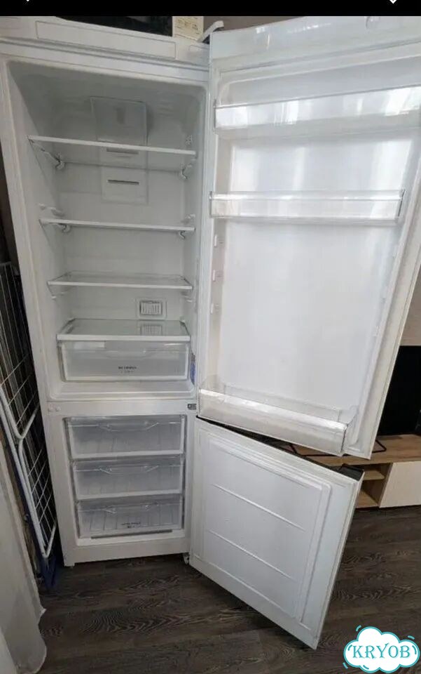 Холодильник indesit DF5180 W фото 2