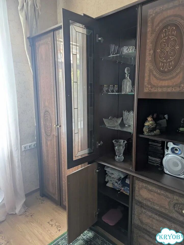 Стенка в гостиную (шкаф для одежды, посуды, белья) фото 7