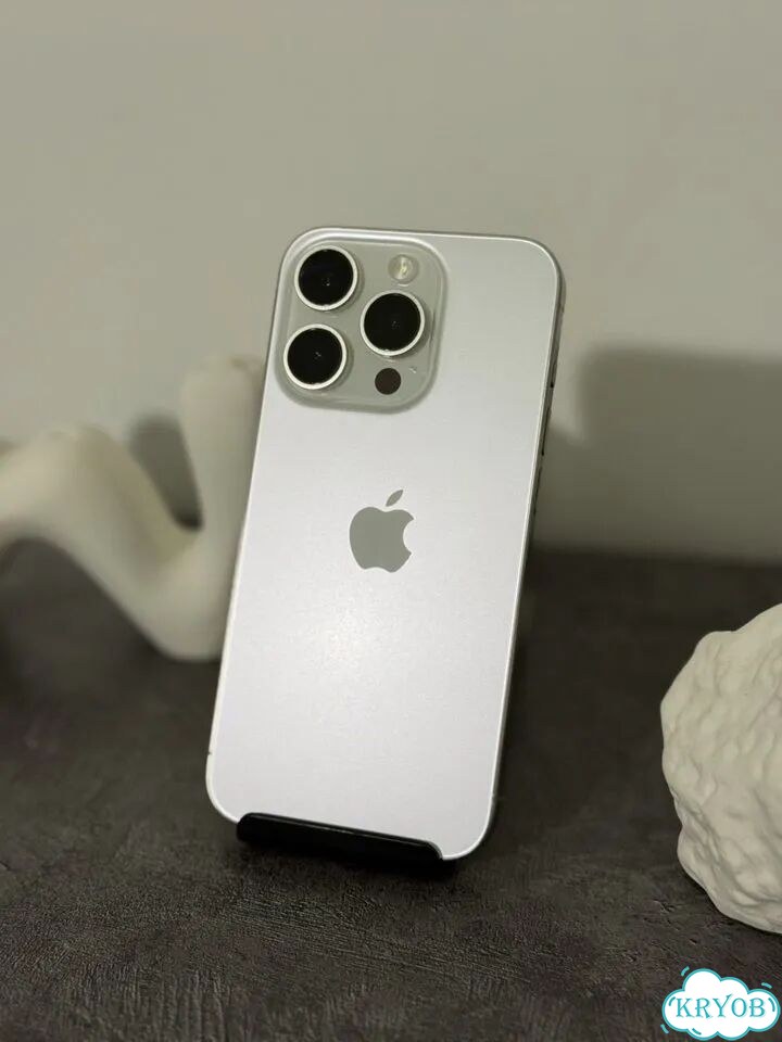 iPhone 15 Pro Max, 256 ГБ, SIM + eSIM фото 1
