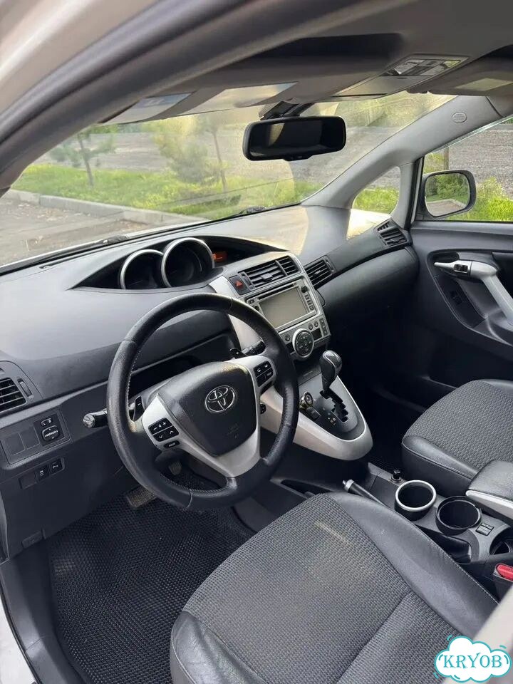 Toyota Verso 1.8 CVT, 2012, 330 000 км фото 9