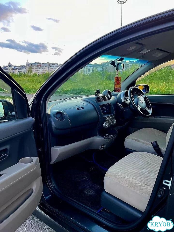 Toyota Passo 1.3 AT, 2006, битый, 283 550 км фото 6