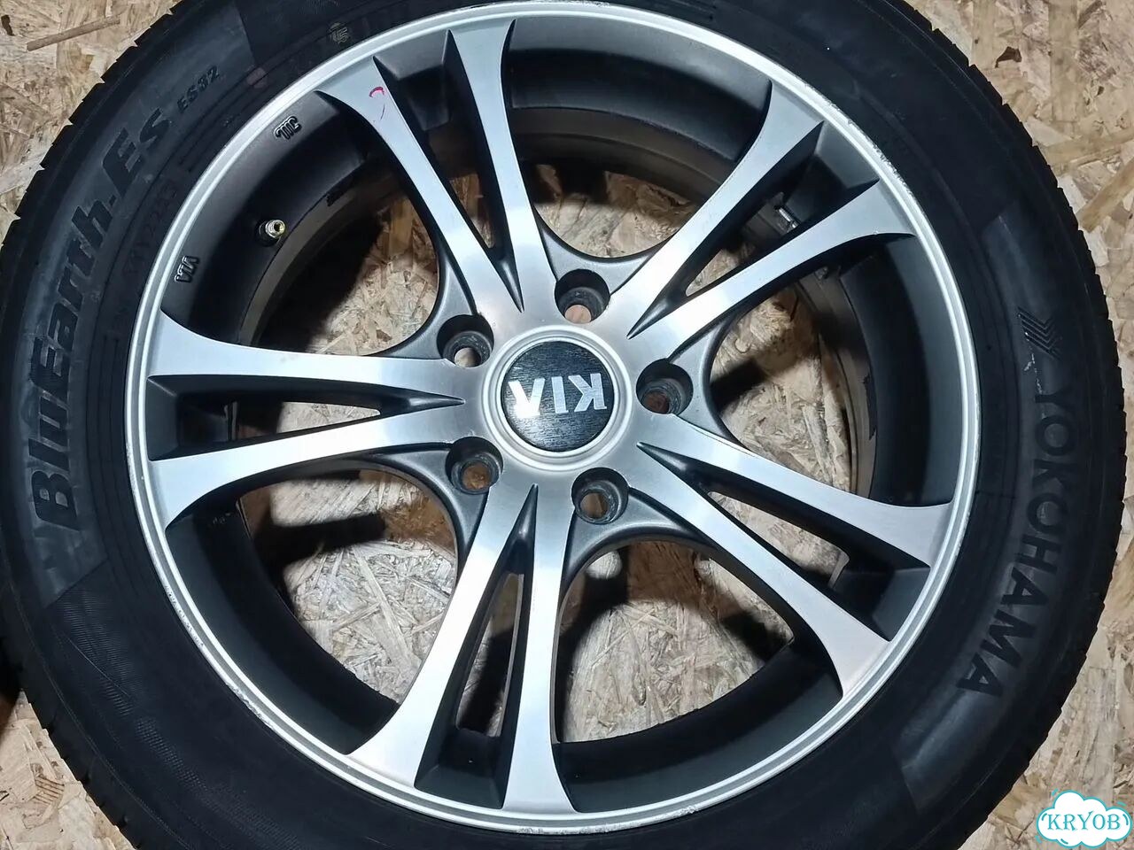 Колеса (шины+диски) Kia 205/55 R16 5x114.3 фото 3